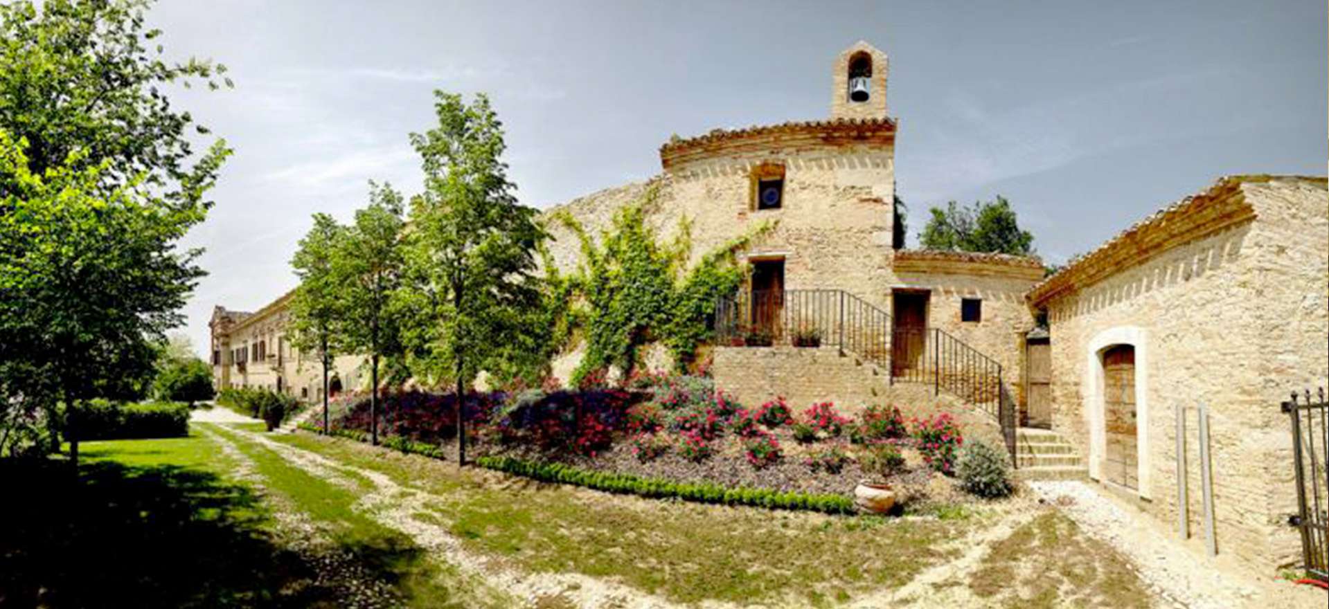 Voir la page de l'établissement "Castello di Semivicoli"