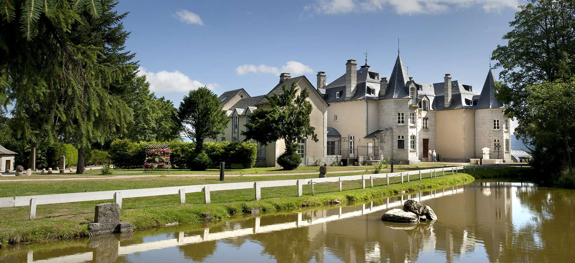 Voir la page de l'établissement "Château d'Orfeuillette"