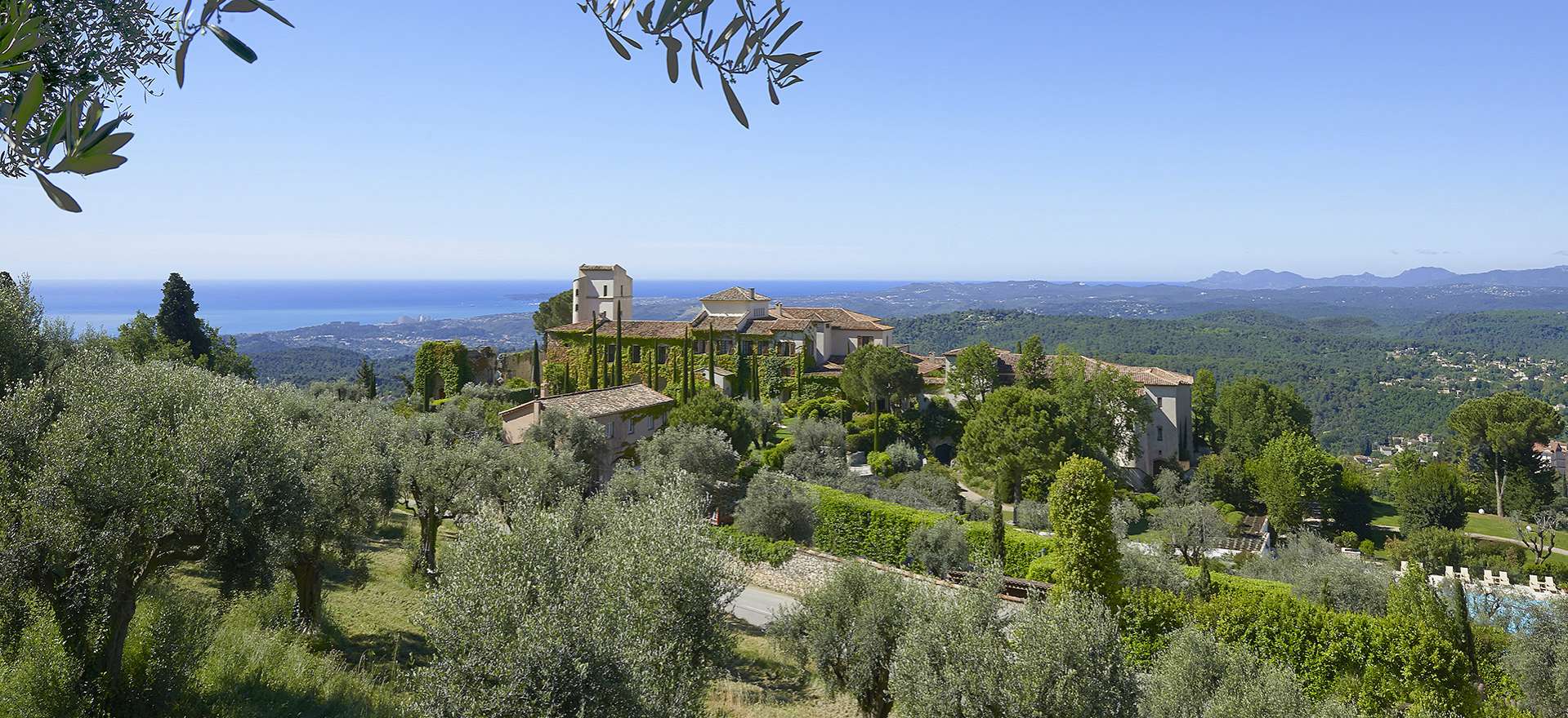 Voir la page de l'établissement "Château Saint Martin & Spa"