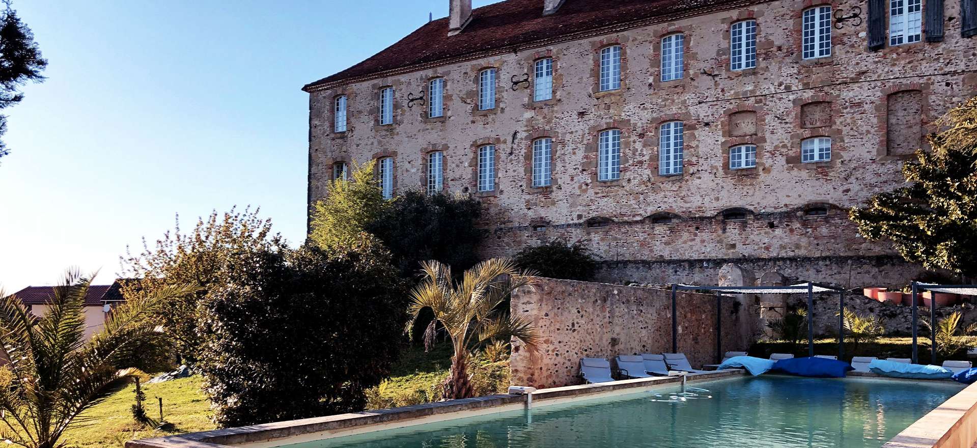 Voir la page de l'établissement "Le Monastère de Saint Mont Boutique Hotel & Spa"