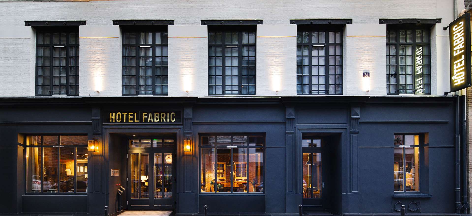 Voir la page de l'établissement "Hôtel Fabric"