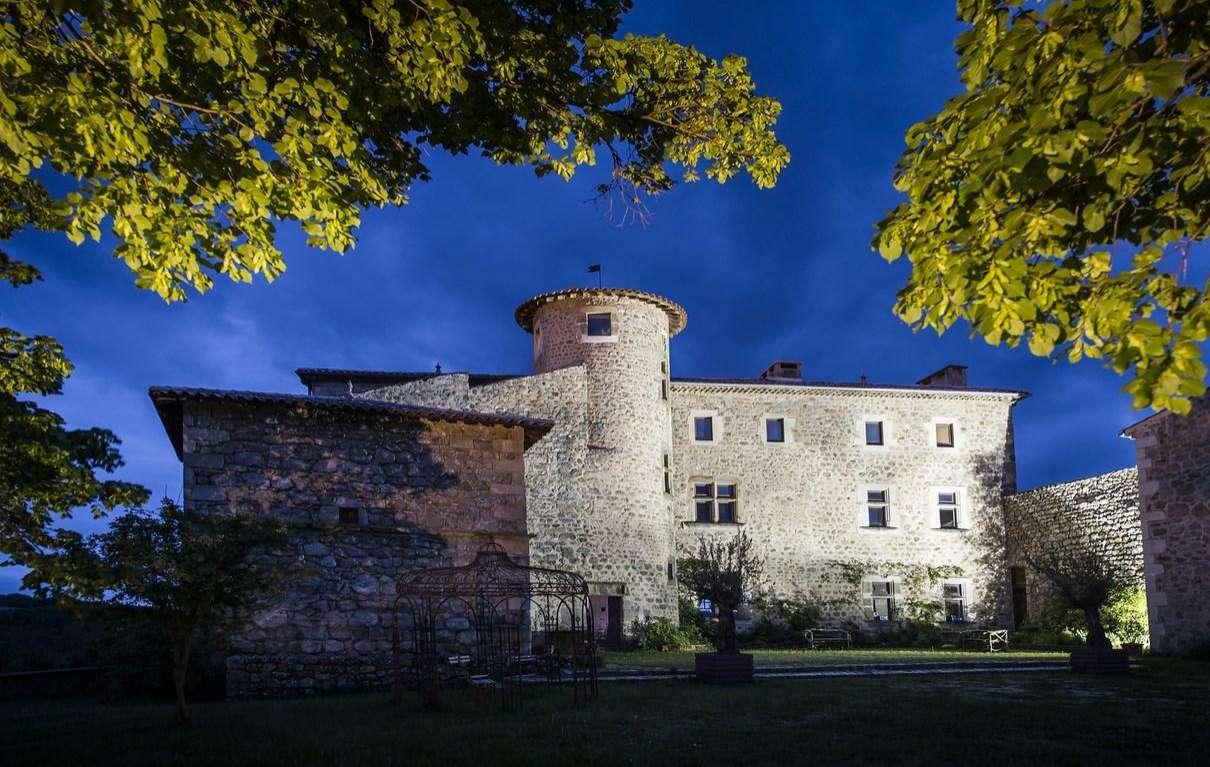 Voir la page de l'établissement "Château du Besset"